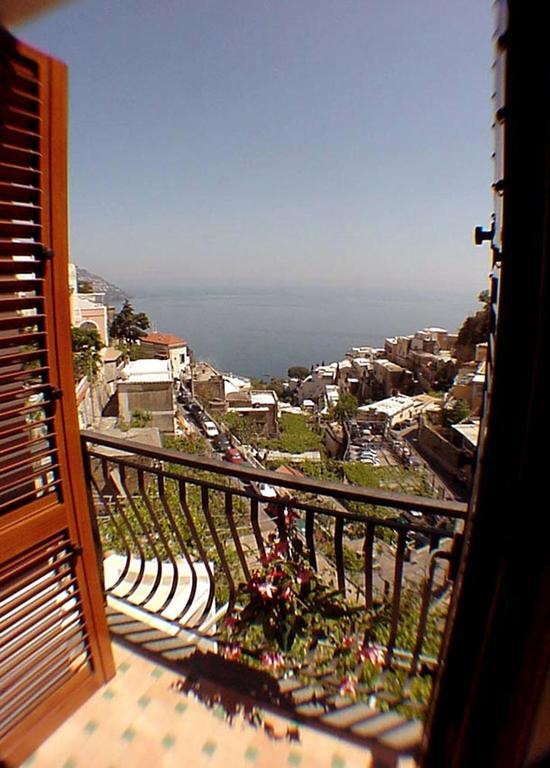 Ferienwohnung Ludovica Tipo C Positano Zimmer foto