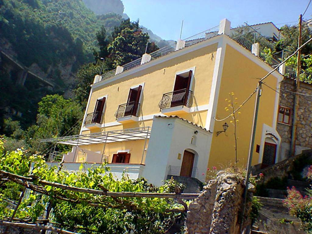 Ferienwohnung Ludovica Tipo C Positano Zimmer foto